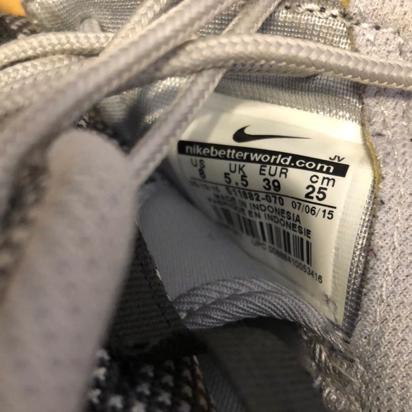 GRAY AND GOLD ROSHES - Picture 8 of 8